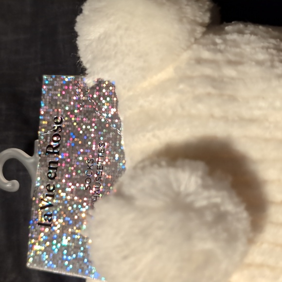 NWT LaVie En Rose slipper socks - Picture 2 of 2